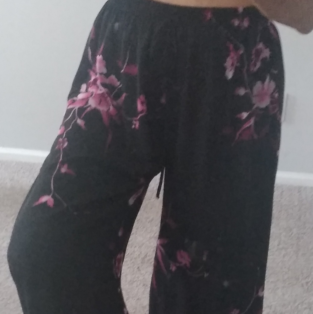 Band of Gypsies floral pants size S - NEW